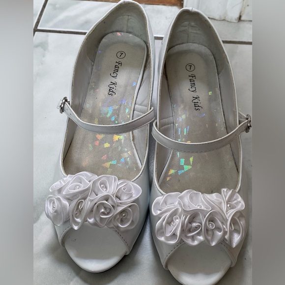 Fancy Kids Dress Shoes - Youth Size 7 - Picture 3 of 7